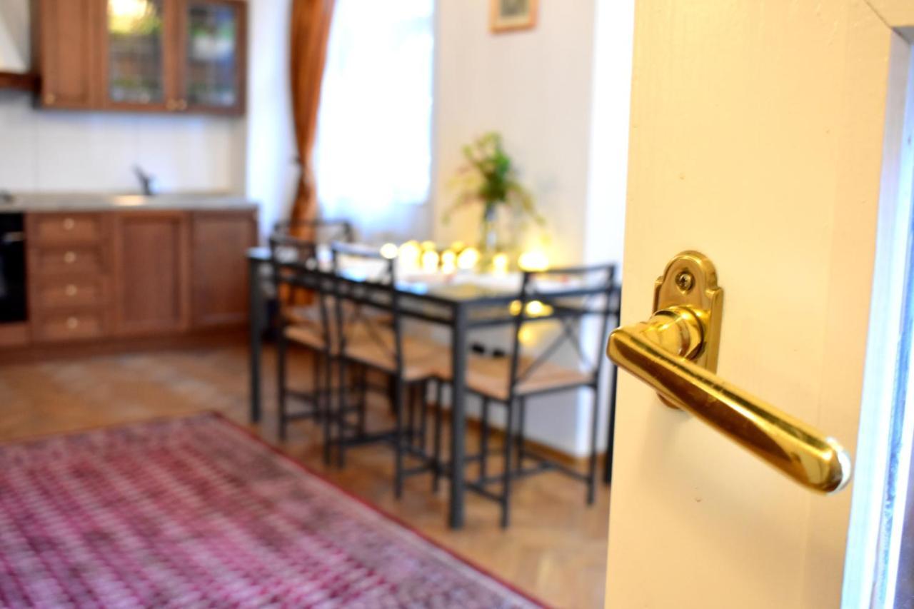 Apartment Lesser Town! Prague Ngoại thất bức ảnh