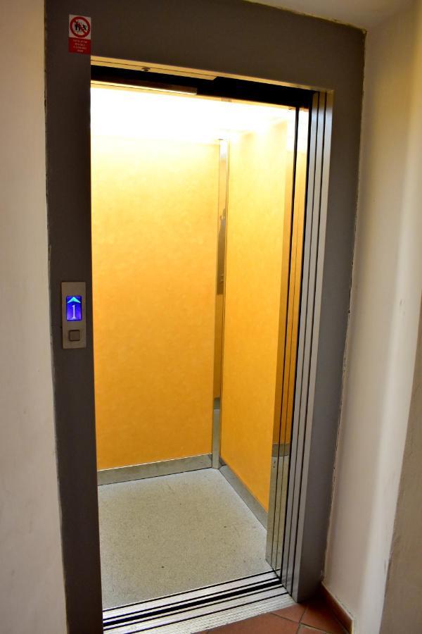 Apartment Lesser Town! Prague Ngoại thất bức ảnh