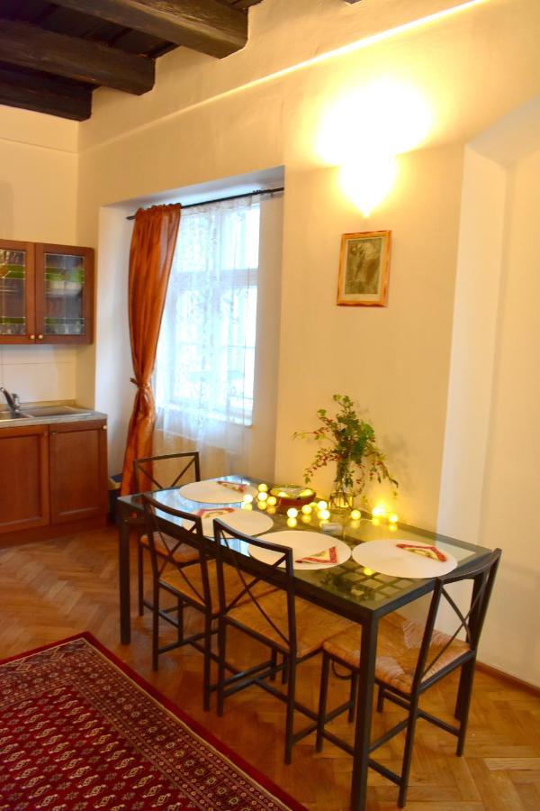 Apartment Lesser Town! Prague Ngoại thất bức ảnh